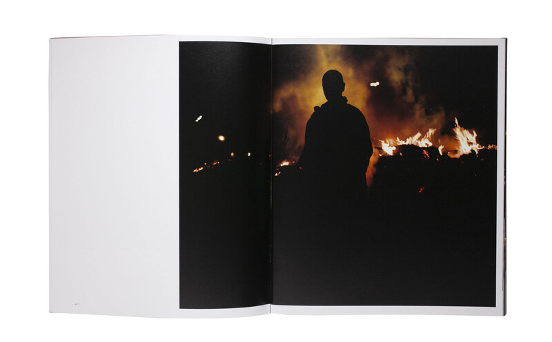 甲斐啓二郎『一条の鉄　鳥羽の火祭り』　写真集 一条の鉄 - 甲斐啓二郎 | ZEN FOTO GALLERY - アジア諸国の写真