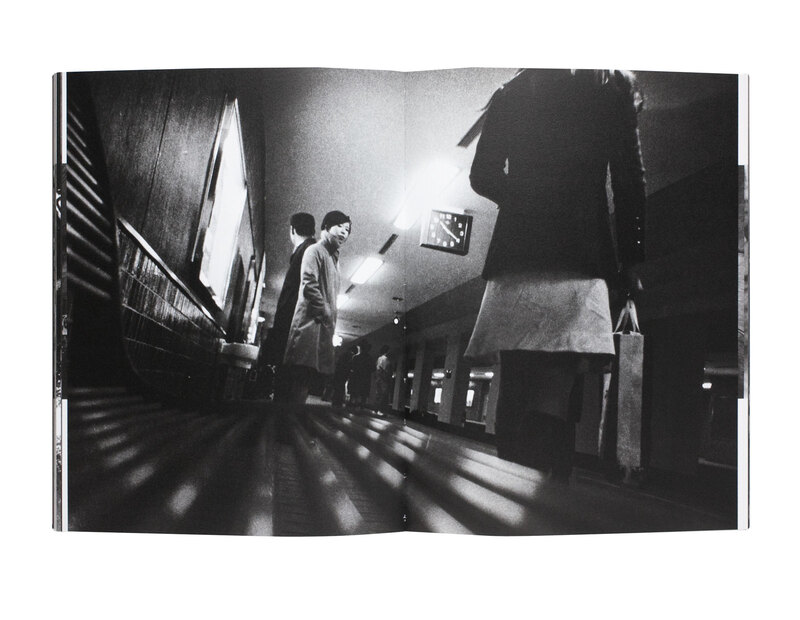 写真集NEW JAPANESE PHOTOGRAPHY IN 1990's Photo-respiration, Yura #340 by Tokihiro Sato, Japanese Art
