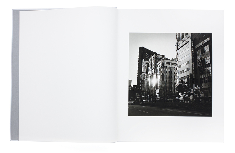 TOKYO CIRCULATION (silver) - 有元伸也 | ZEN FOTO GALLERY - アジア